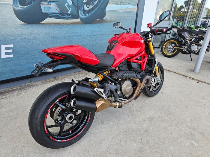 2014 DUCATI MONSTER 1200S Red