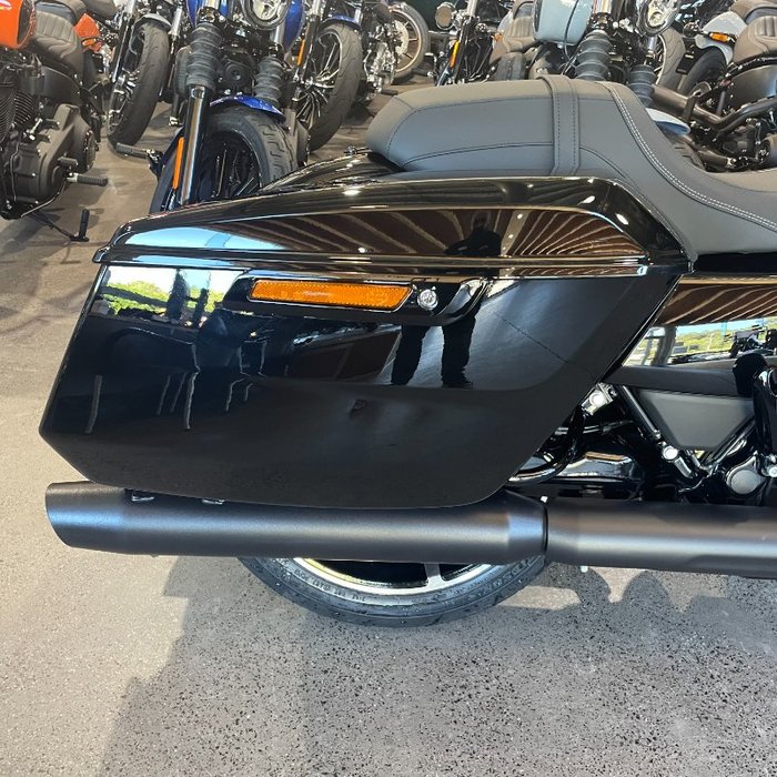 2025 Harley-davidson FLHX STREET GLIDE (117) Vivid Black