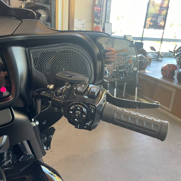 2025 Harley-davidson FLHX STREET GLIDE (117) Vivid Black