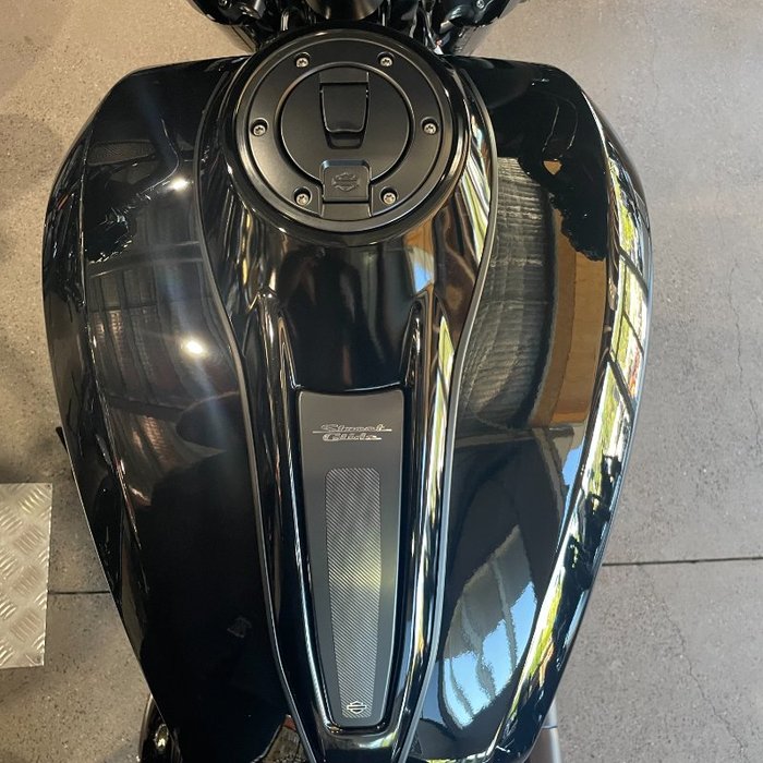 2025 Harley-davidson FLHX STREET GLIDE (117) Vivid Black