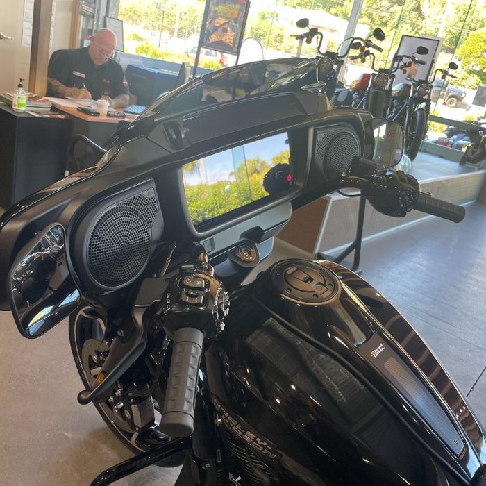 2025 Harley-davidson FLHX STREET GLIDE (117) Vivid Black