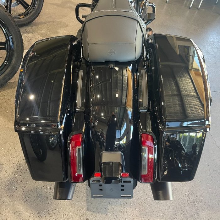2025 Harley-davidson FLHX STREET GLIDE (117) Vivid Black