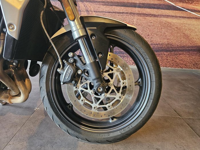 2022 Triumph Street Triple S 660 LAMS Street Triple White