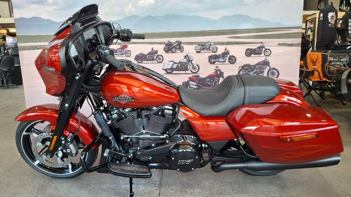 2025 Harley-davidson FLHX STREET GLIDE (117) WHSKEY FIRSTORM