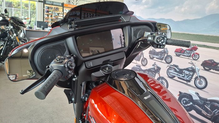 2025 Harley-davidson FLHX STREET GLIDE (117) WHSKEY FIRSTORM