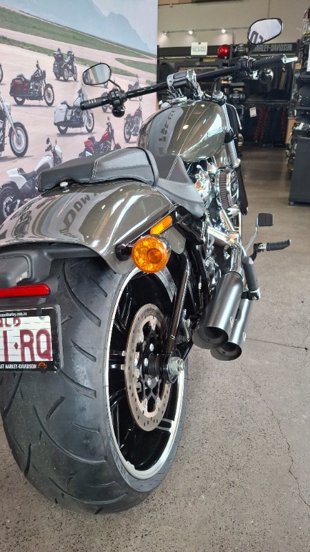 2019 Harley-davidson FXBRS BREAKOUT S (114) Grey