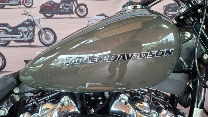 2019 Harley-davidson FXBRS BREAKOUT S (114) Grey