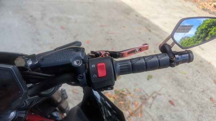 2024 Kawasaki Z900 (ZR900) Red