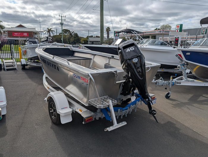 2025 QUINTREX 420 Busta