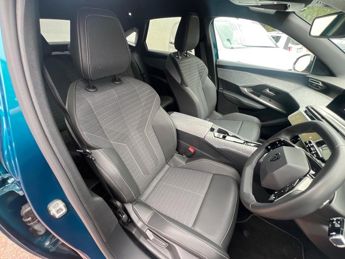 2024 Peugeot 3008 Allure Hybrid