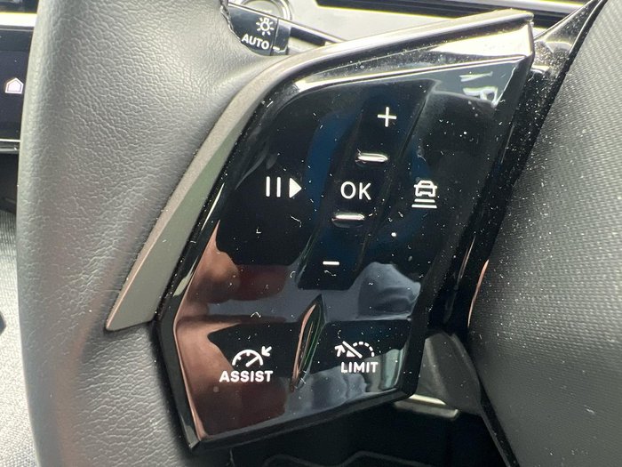 2024 Peugeot 3008 Allure Hybrid