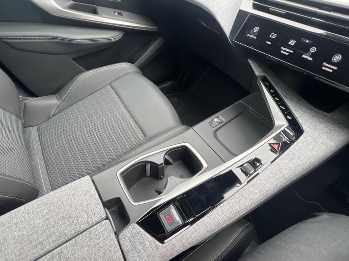 2024 Peugeot 3008 Allure Hybrid