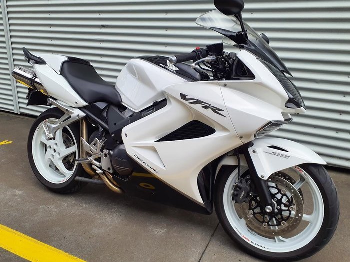 2011 Honda VFR800Fi VFR White
