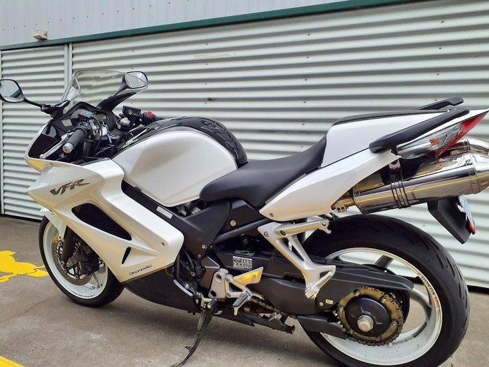 2011 Honda VFR800Fi VFR White