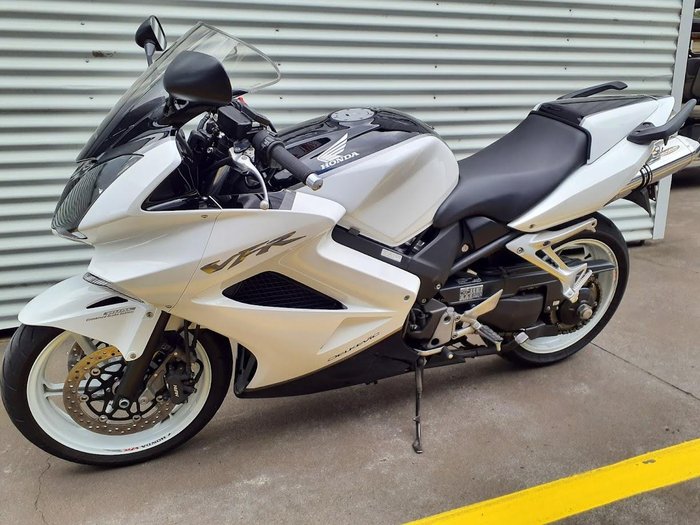 2011 Honda VFR800Fi VFR White