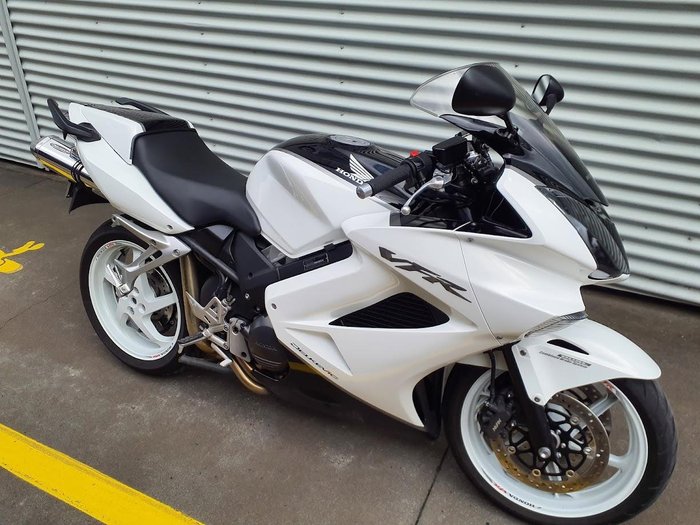 2011 Honda VFR800Fi VFR White