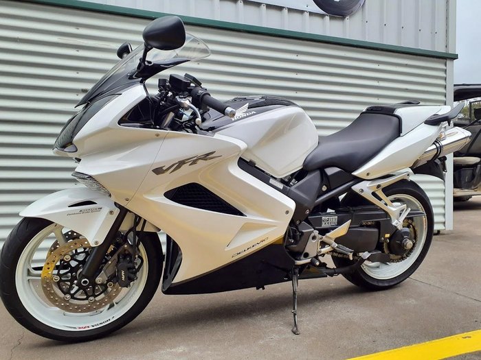 2011 Honda VFR800Fi VFR White