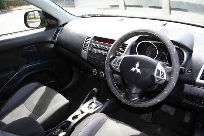 2010 Mitsubishi Outlander LS ZH MY11 Effect Grey