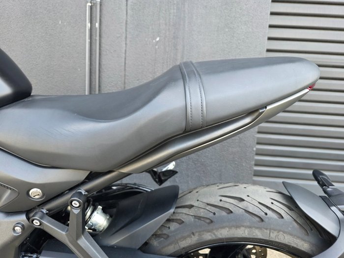 2022 Triumph TRIDENT 660 BLACK