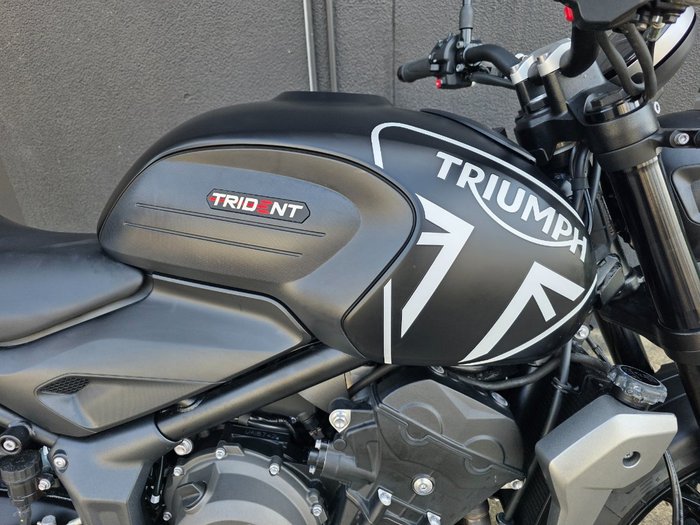 2022 Triumph TRIDENT 660 BLACK