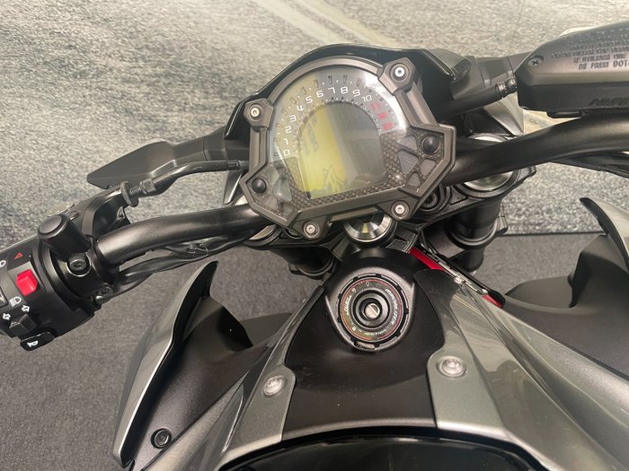 2019 Kawasaki Z900 (ZR900) Grey