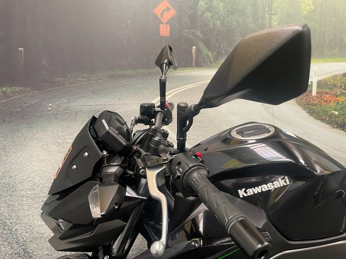 2024 Kawasaki Z500 Black