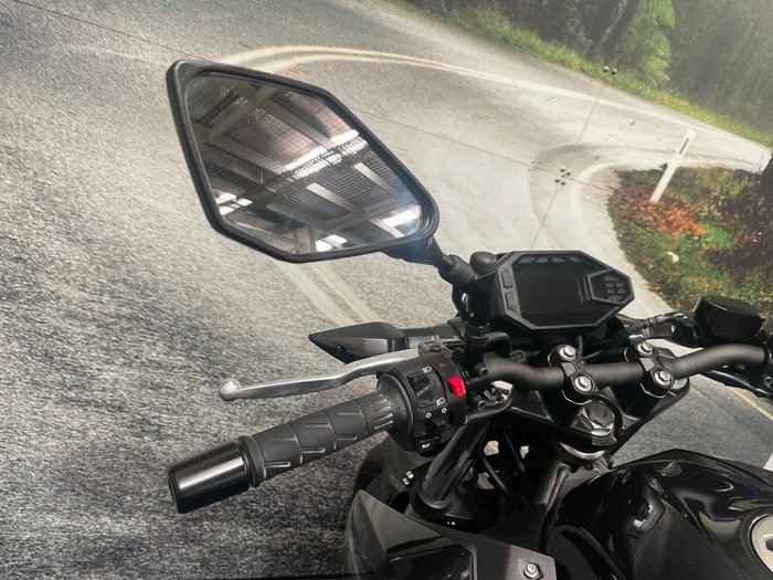2024 Kawasaki Z500 Black