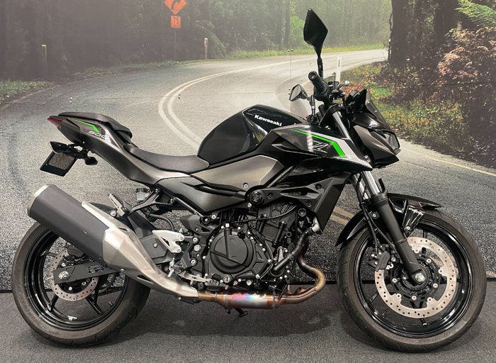 2024 Kawasaki Z500 Black