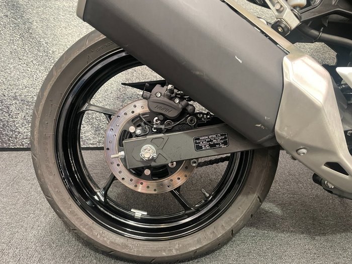 2024 Kawasaki Z500 Black