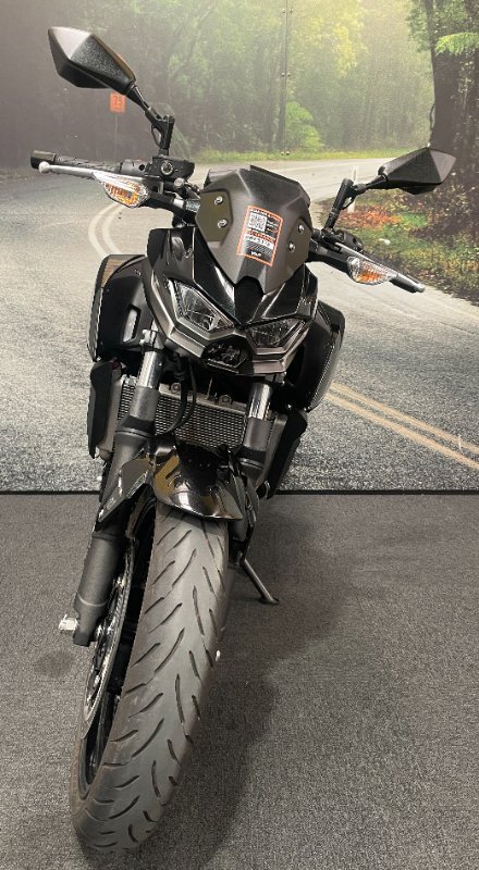 2024 Kawasaki Z500 Black