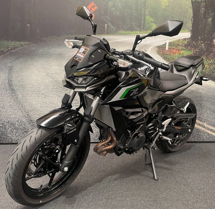 2024 Kawasaki Z500 Black