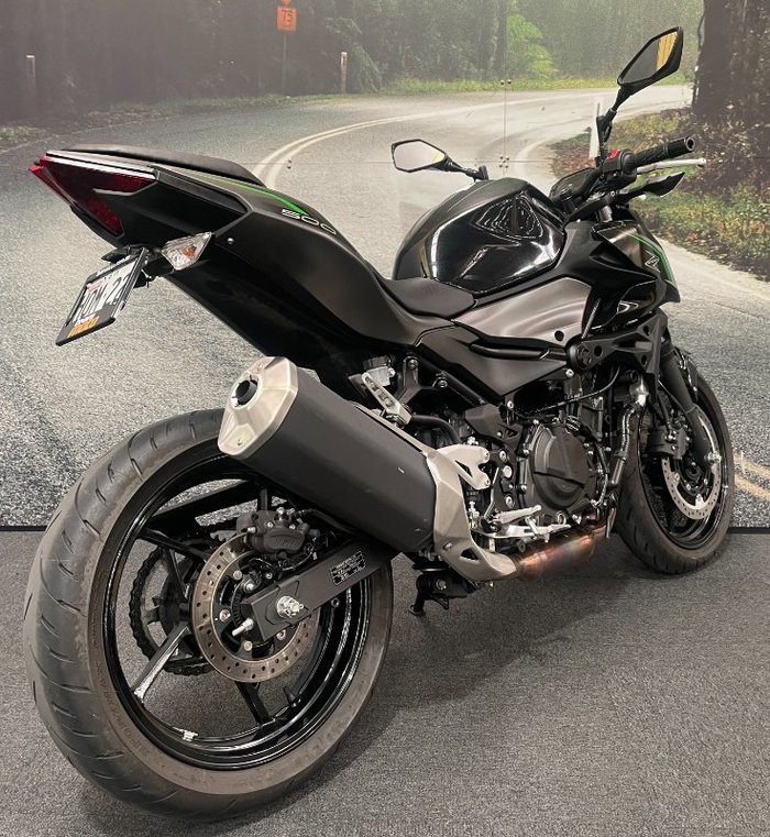 2024 Kawasaki Z500 Black