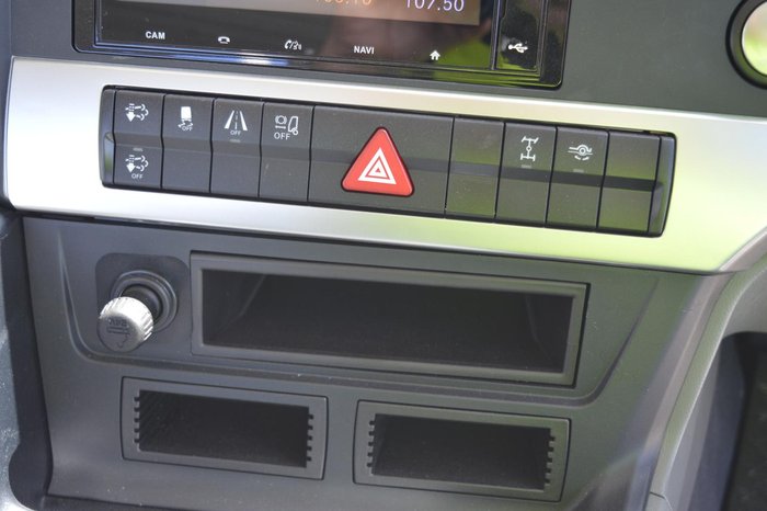 2025 Fuso Shogun FV84 360 White