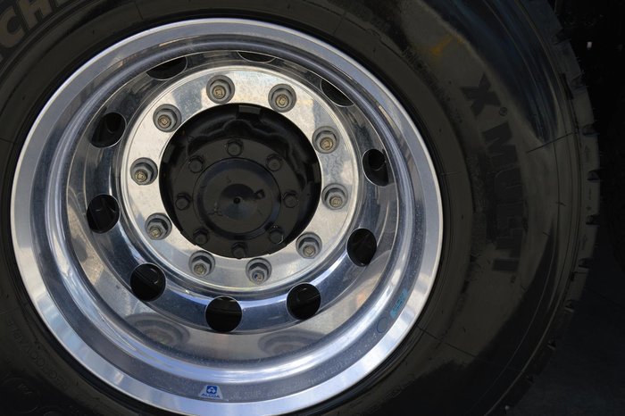 2025 Fuso Shogun FV84 360 White