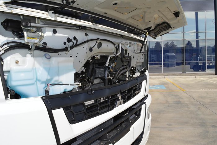 2025 Fuso Shogun FV84 360 White