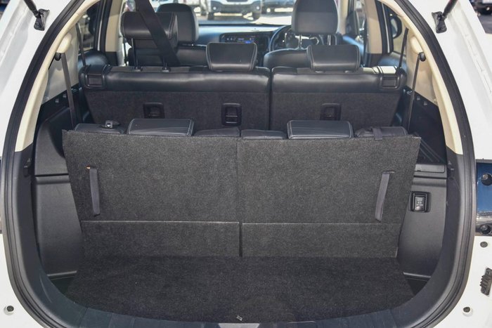 2019 Mitsubishi Outlander LS ZL MY20 White
