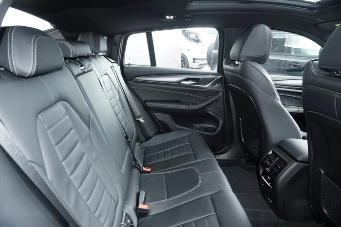 2025 BMW X4 xDrive30i M Sport