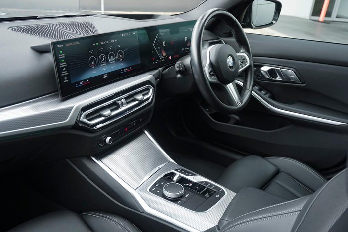 2023 BMW 3 Series 330i Sport Collection