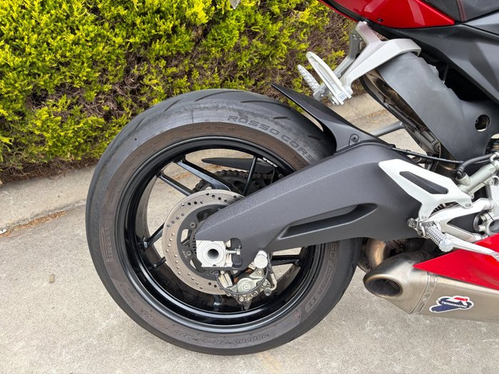 2014 DUCATI 899 PANIGALE Red