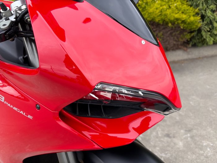 2014 DUCATI 899 PANIGALE Red