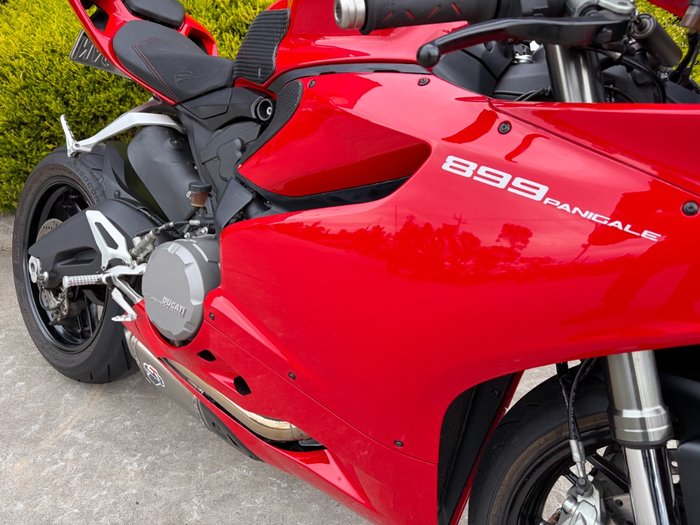 2014 DUCATI 899 PANIGALE Red
