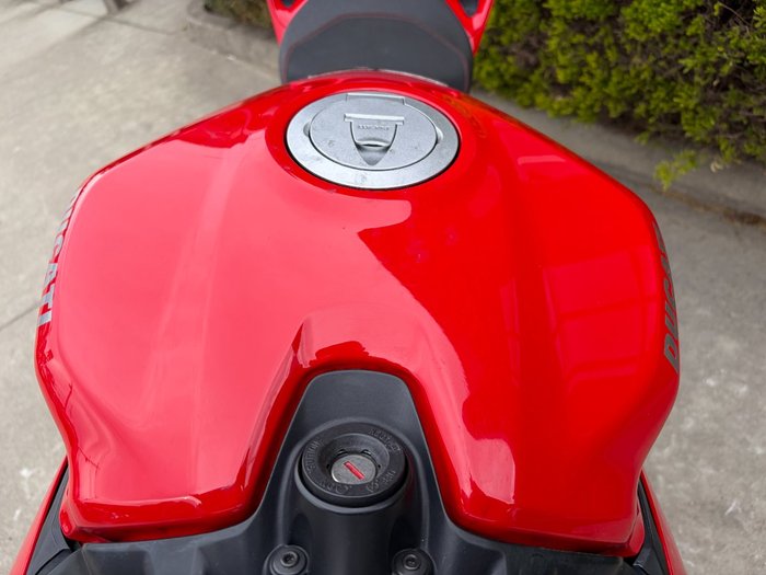 2014 DUCATI 899 PANIGALE Red