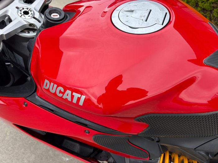 2014 DUCATI 899 PANIGALE Red