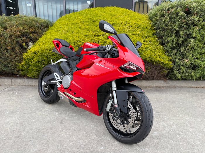 2014 DUCATI 899 PANIGALE Red