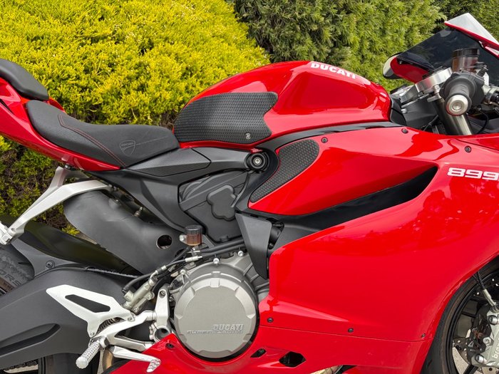2014 DUCATI 899 PANIGALE Red