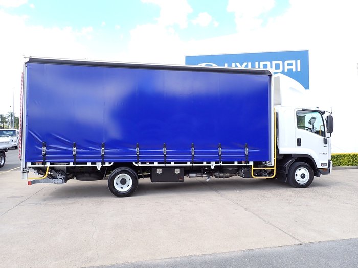 2021 ISUZU FRR 110-260