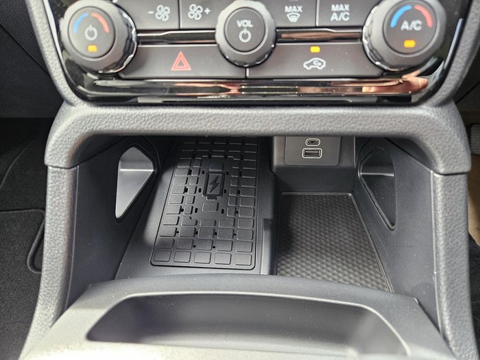 2025 Ford Everest Black Edition MY25.50 4X4 Dual Range Alabaster White