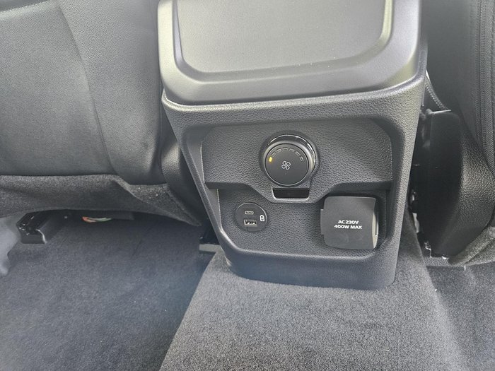 2025 Ford Everest Black Edition MY25.50 4X4 Dual Range Alabaster White