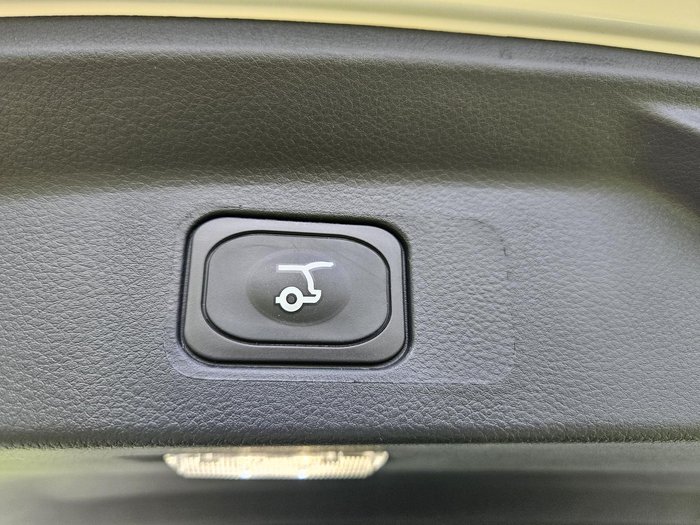 2025 Ford Everest Black Edition MY25.50 4X4 Dual Range Alabaster White