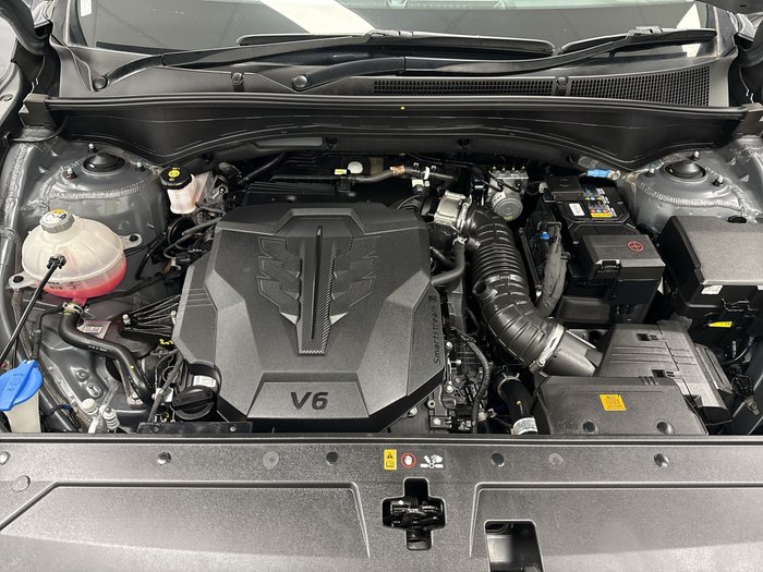 2022 Hyundai Santa Fe (No Badge)